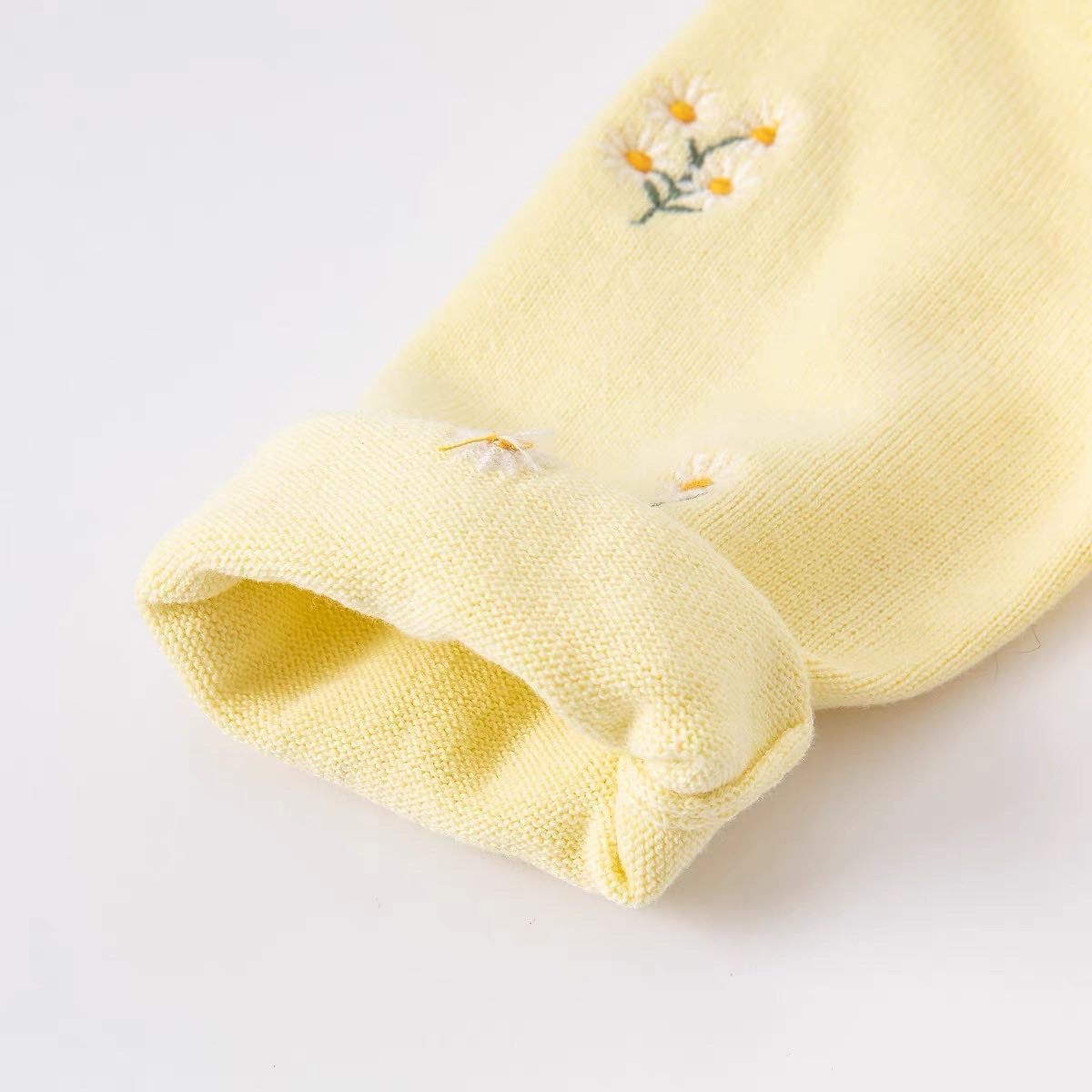 mini closet / dave&bella フラワー刺繍イエローカーディガン mini closet / dave&bella フラワー刺繍イエローカーディガン